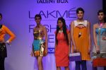 Model walk the ramp for Sanonya Garg Talent Box show at Lakme Fashion Week Day 2 on 4th Aug 2012 (1).JPG